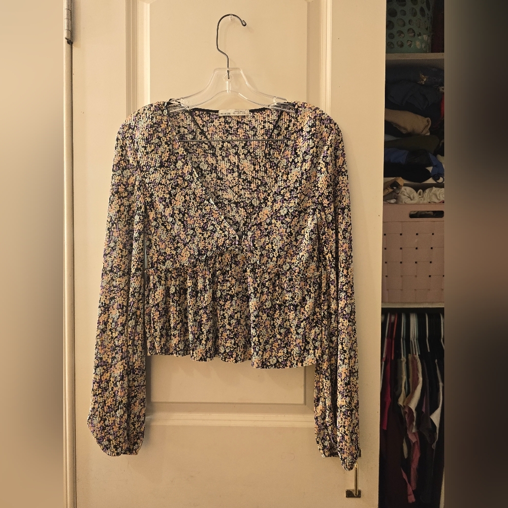 Pull&bear Long Sleeve Floral Blouse Sz M